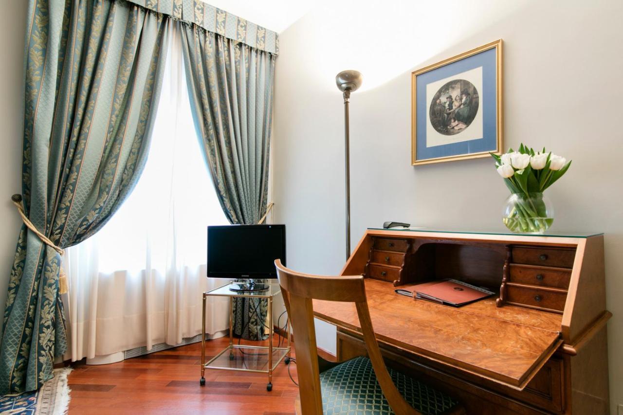 Albergo Delle Notarie Reggio Emilia Exterior photo