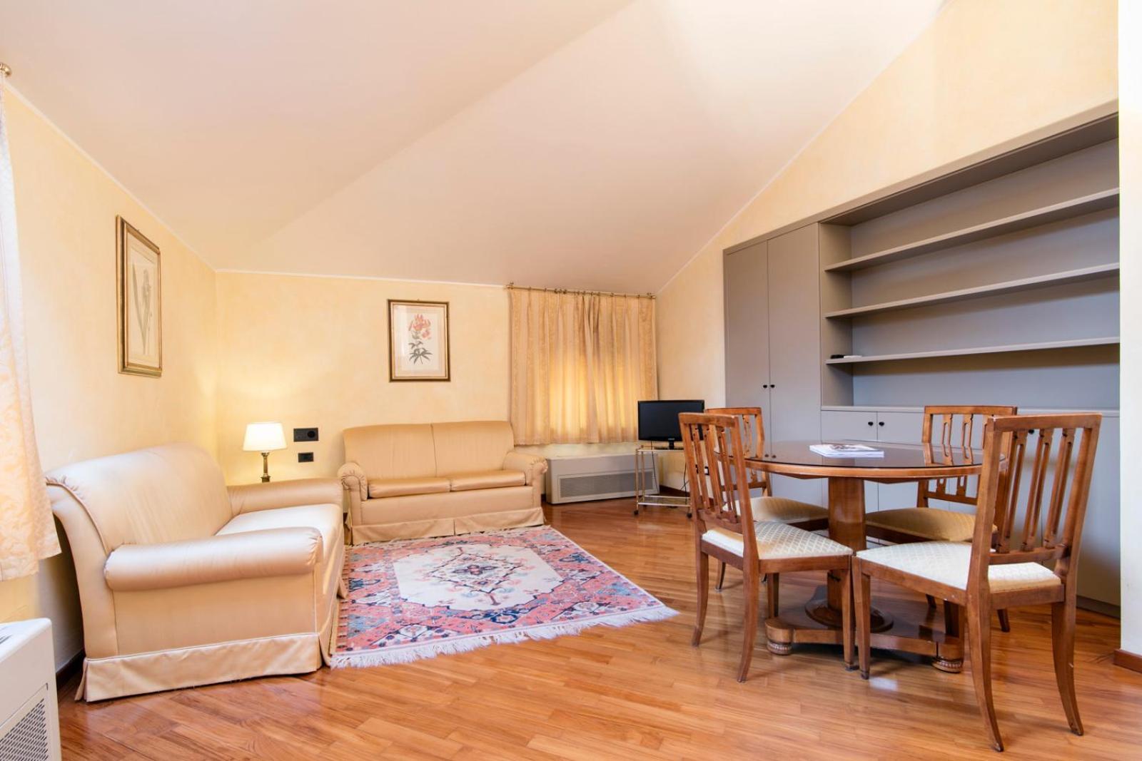 Albergo Delle Notarie Reggio Emilia Exterior photo