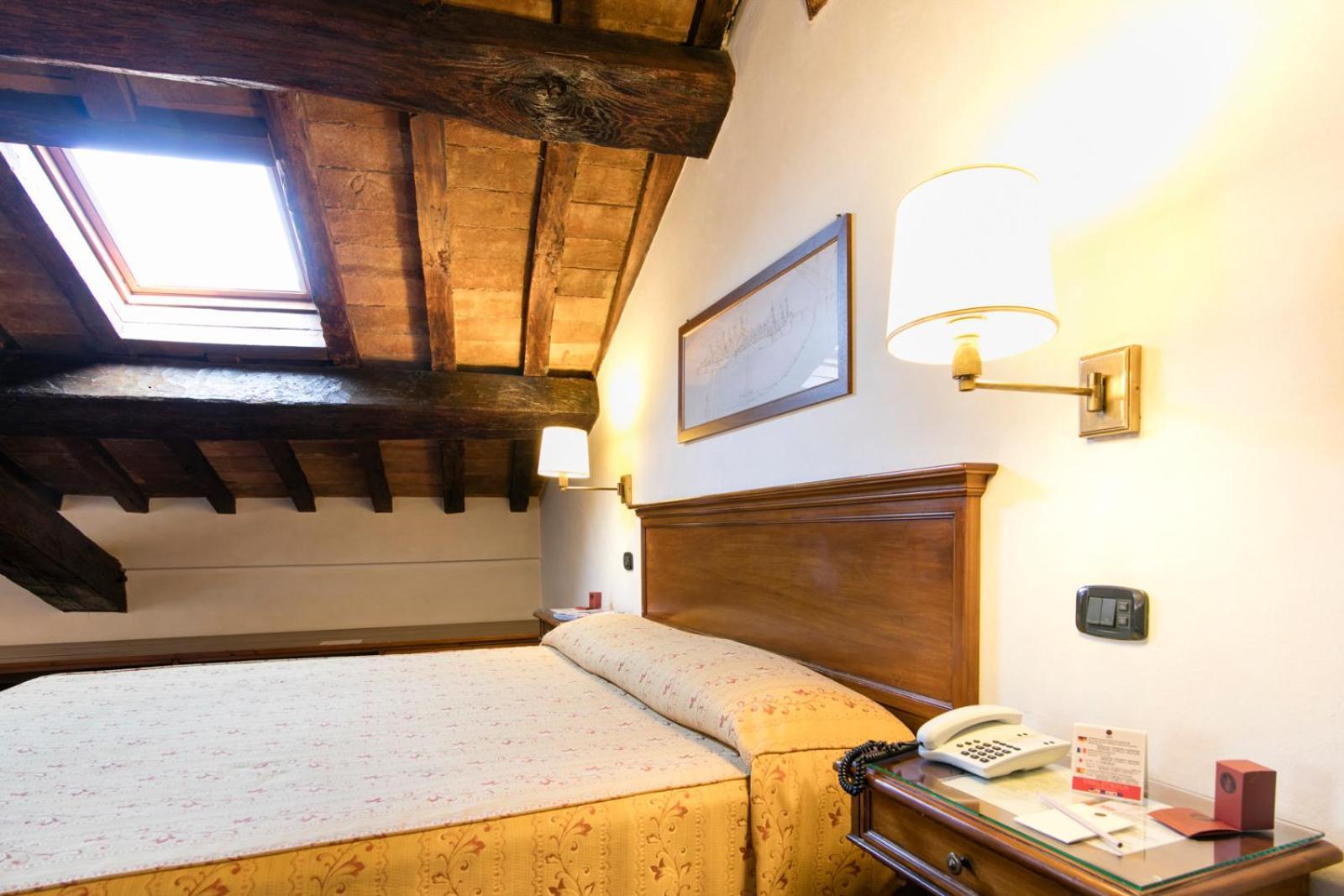 Albergo Delle Notarie Reggio Emilia Exterior photo
