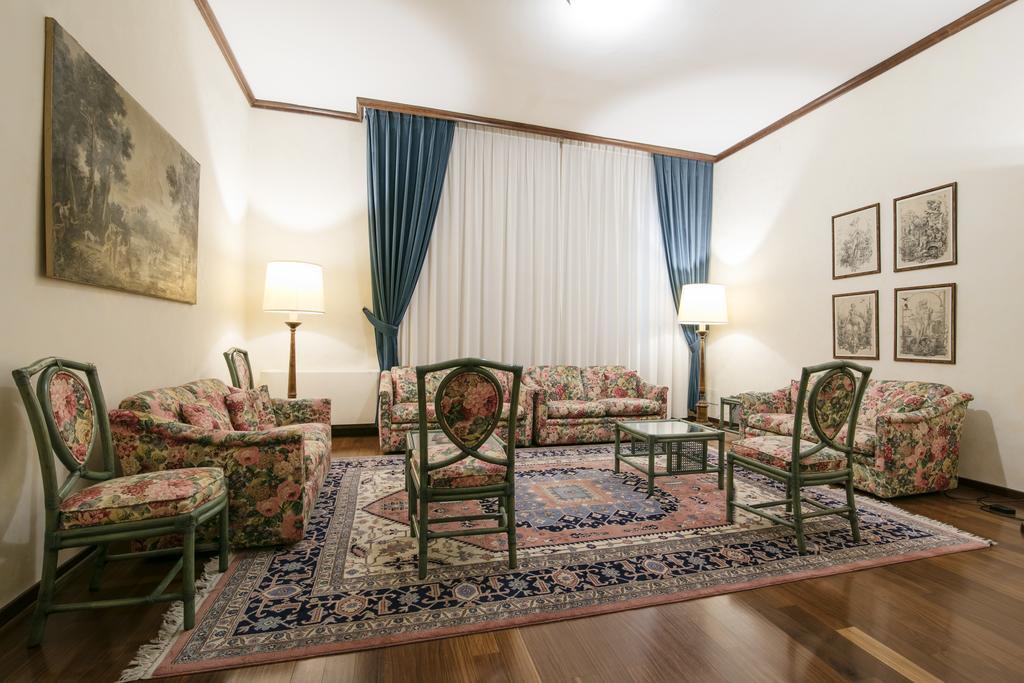 Albergo Delle Notarie Reggio Emilia Exterior photo
