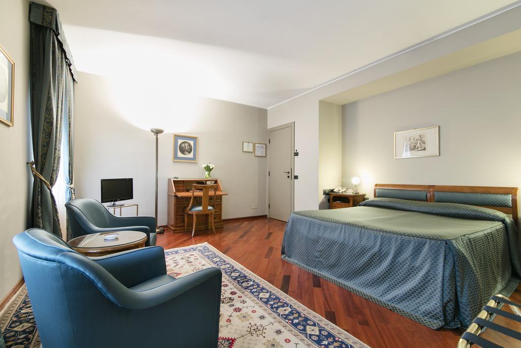 Albergo Delle Notarie Reggio Emilia Exterior photo