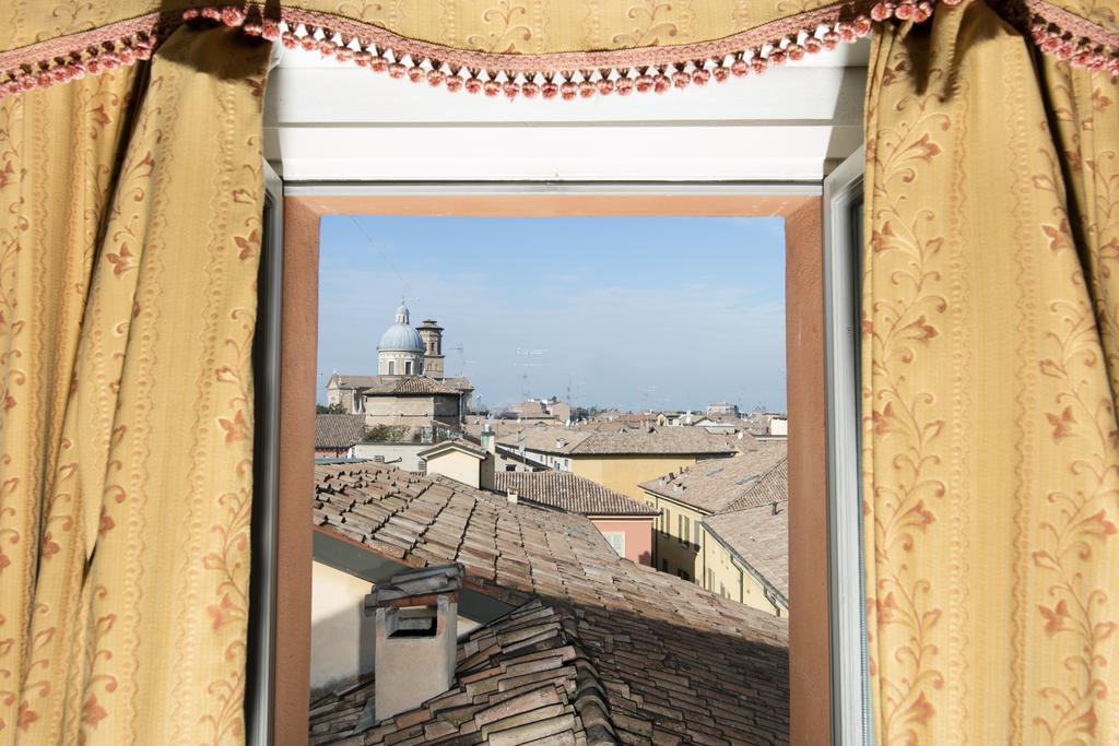 Albergo Delle Notarie Reggio Emilia Exterior photo