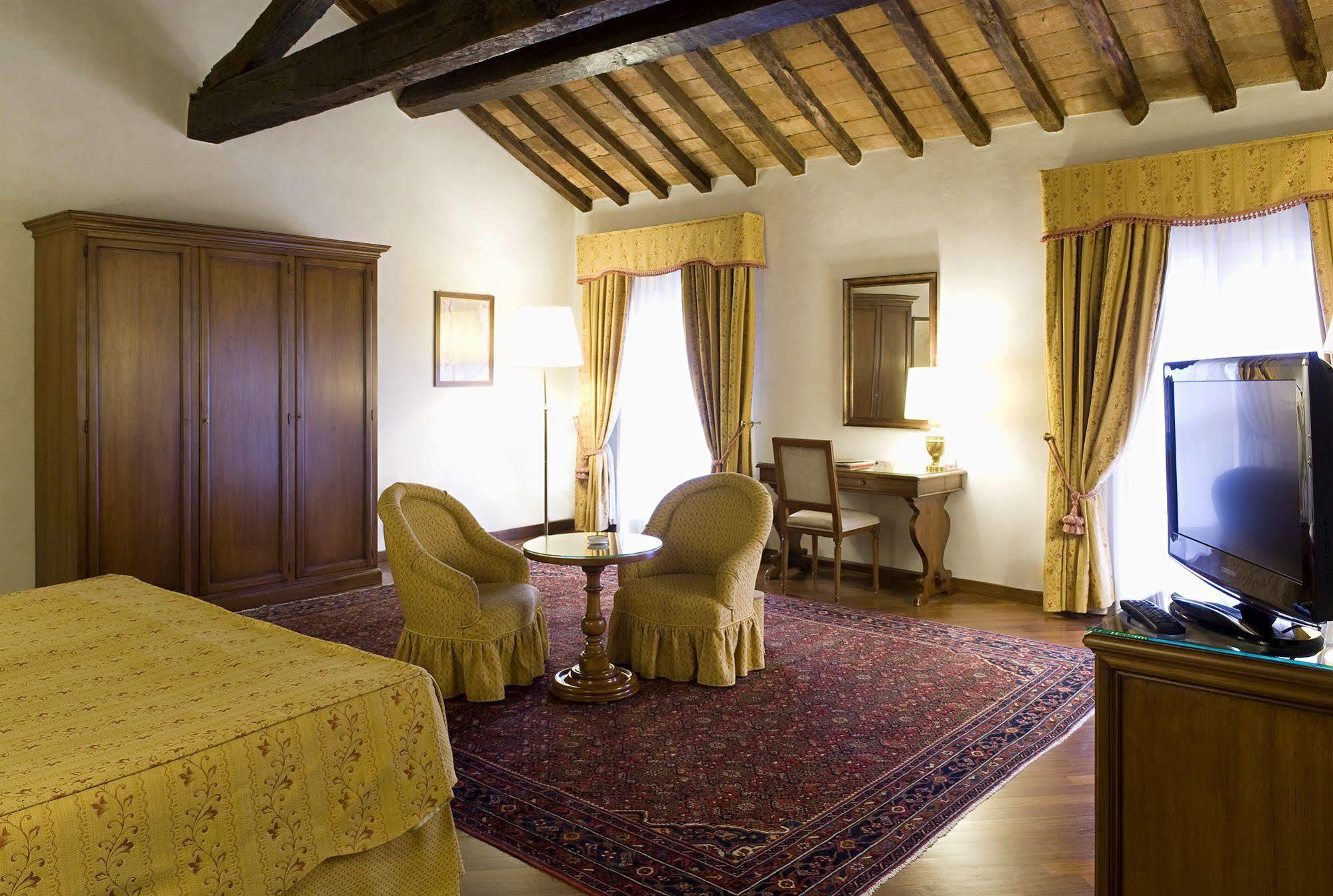 Albergo Delle Notarie Reggio Emilia Exterior photo